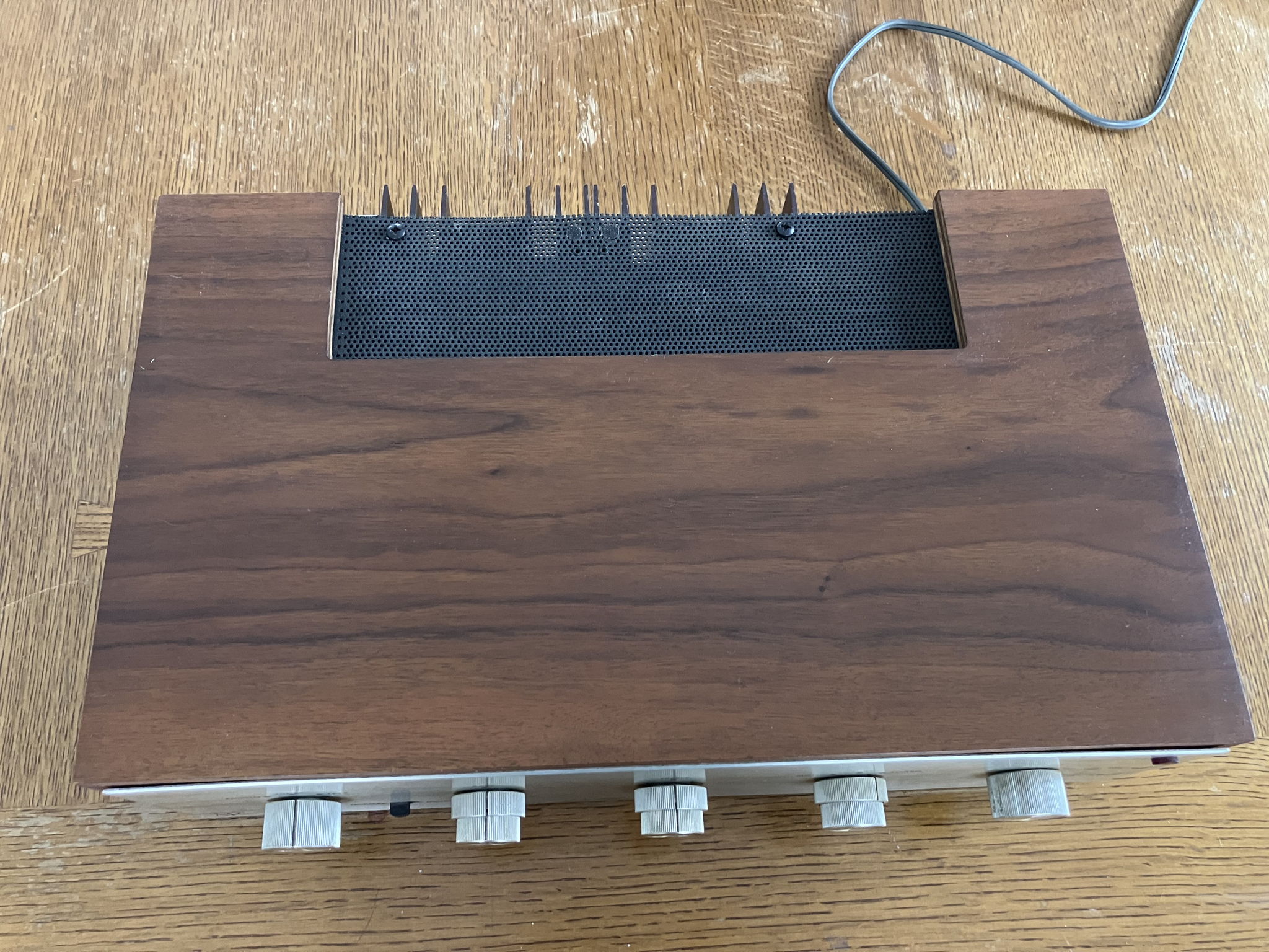 Vintage Acoustic Research Amplifier 6