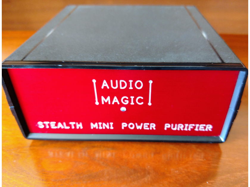 Audio Magic Mini Stealth Purifier - Award-winning power filter for digital sources
