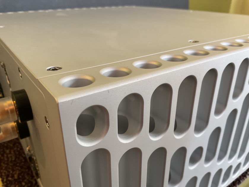 Boulder 1161 Stereo Power Amplifier