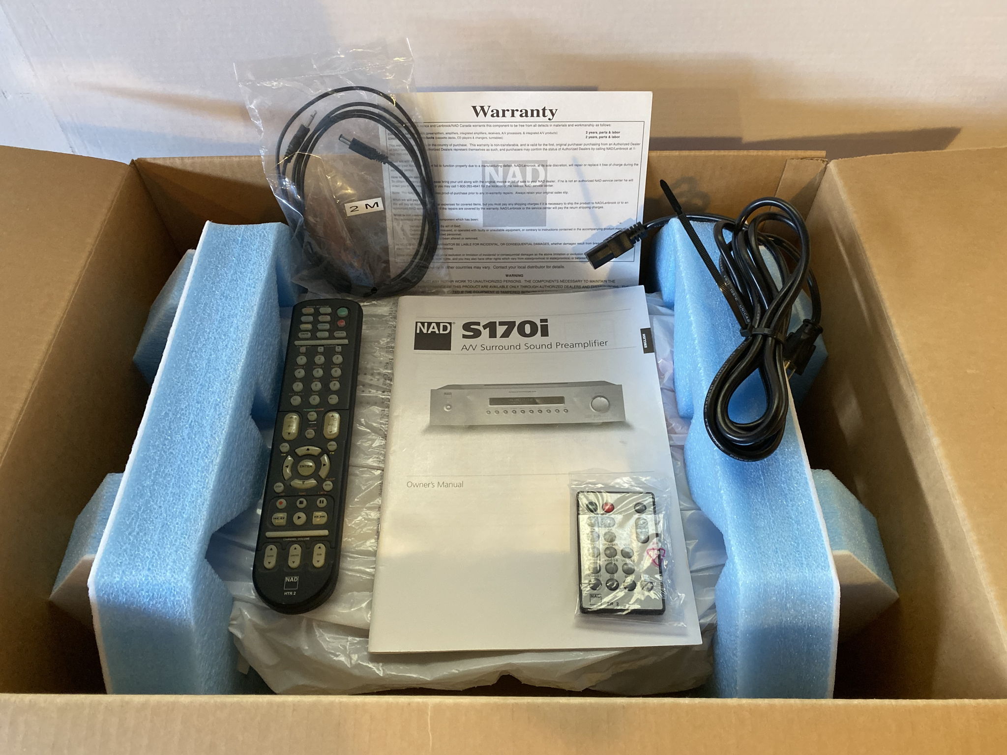 NAD Silver Series S170 Preamp and S250 Power Amplifier 4