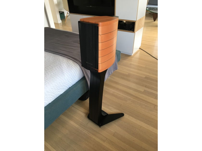 Sonus Faber Cremona Auditor M Maple with stands