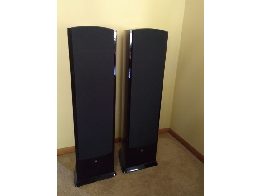 Revel Performa F208 V. Good condition!Black!No reserve! Great sound, one owner