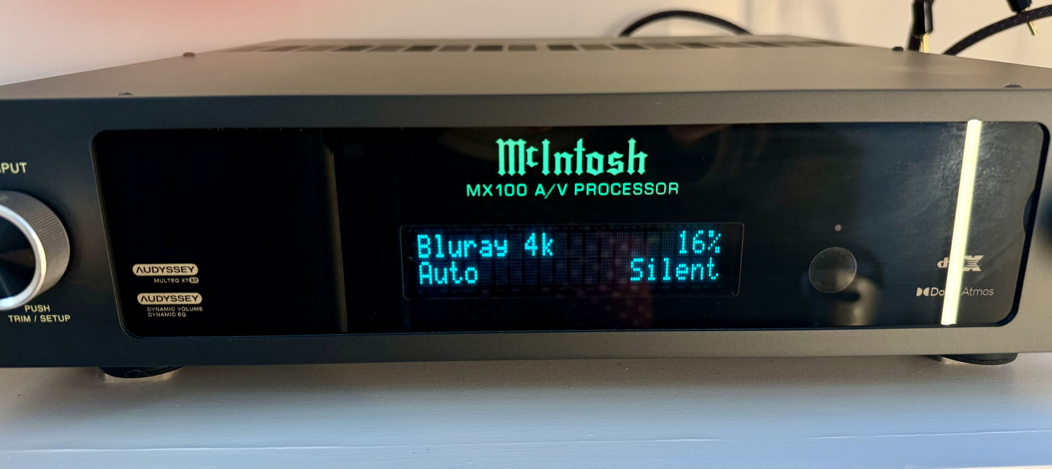 McIntosh  MX100 AV Processor 7