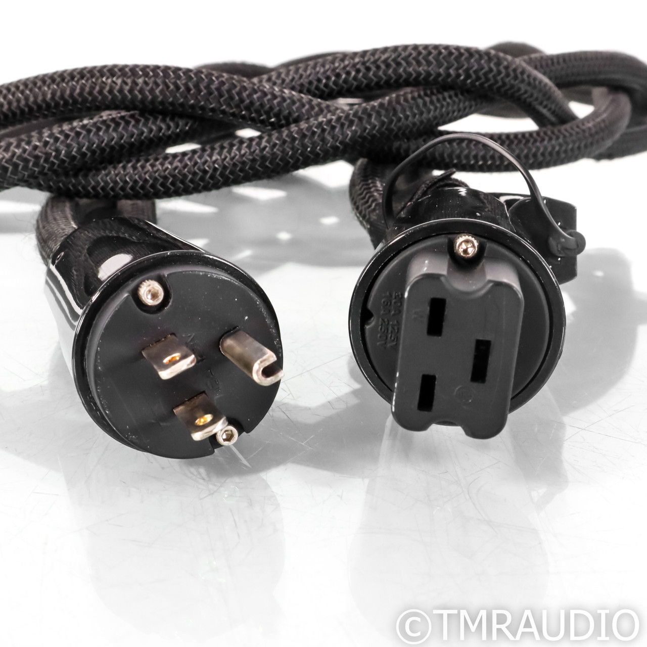 AudioQuest Tornado High-Current Power Cable; 2m AC Cord... 3