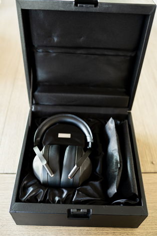 Sony MDR-Z1R Mint Condition - USA Version