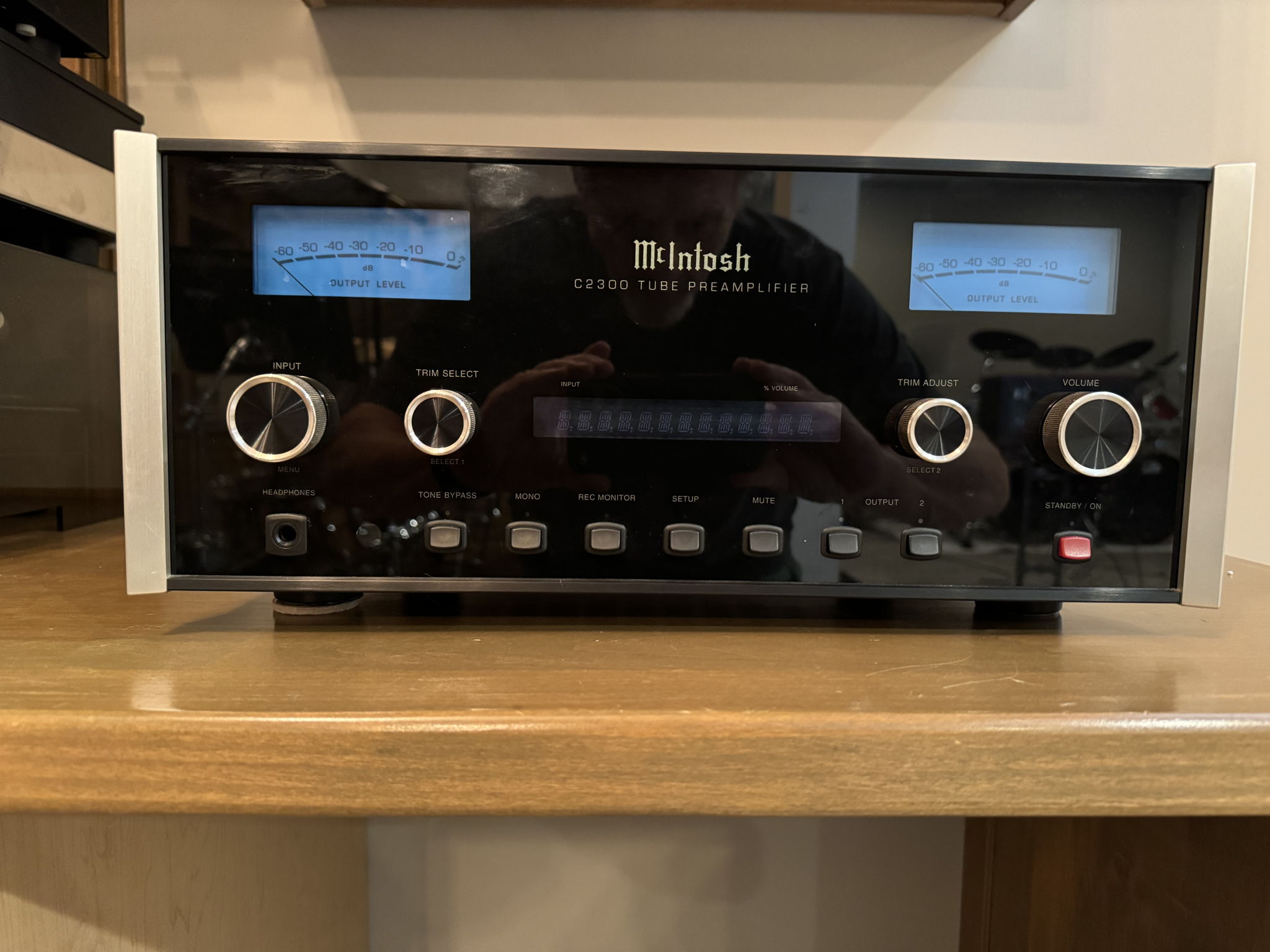 McIntosh C2300 2