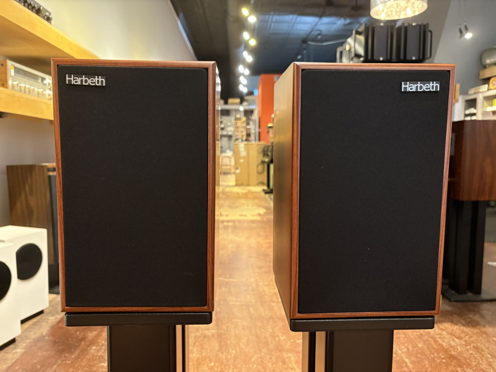 Harbeth P3ESR XD Bookshelf in Rosewood Finish Speakers ... 4