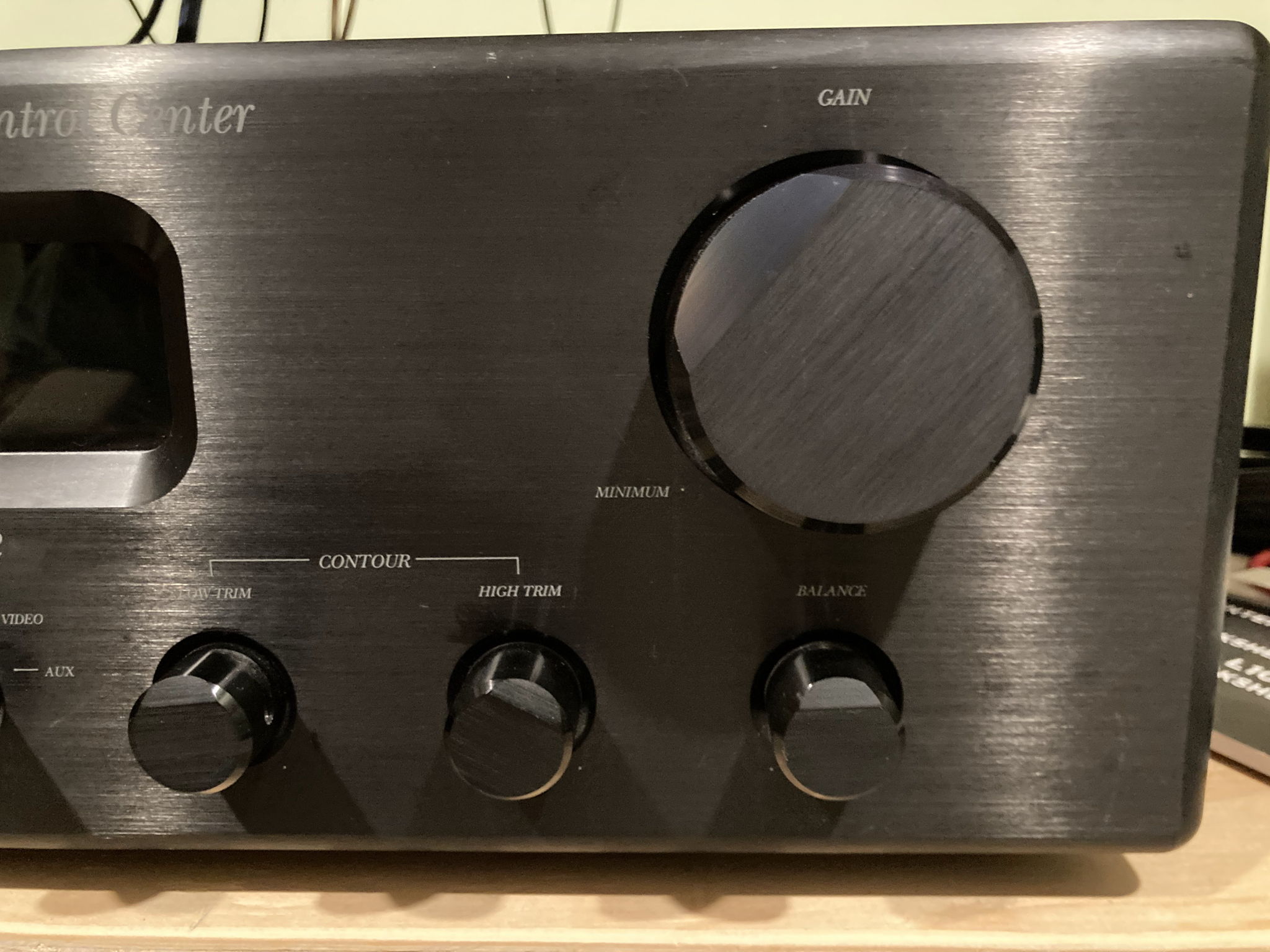 Sunfire Classic Vacuum Tube Preamplifier 4