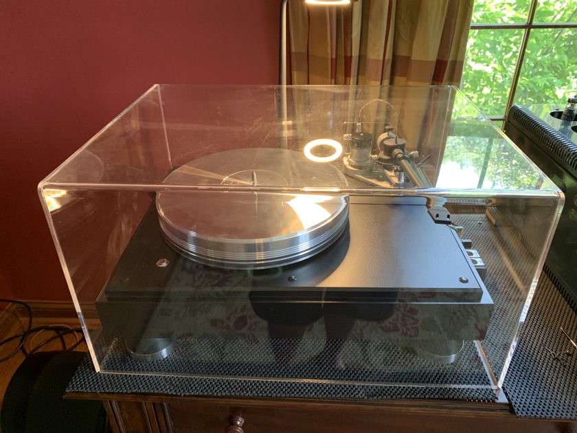 VPI Classic Signature Turntable with 3D tonearm, periphery ring weight, SDS speed control, more