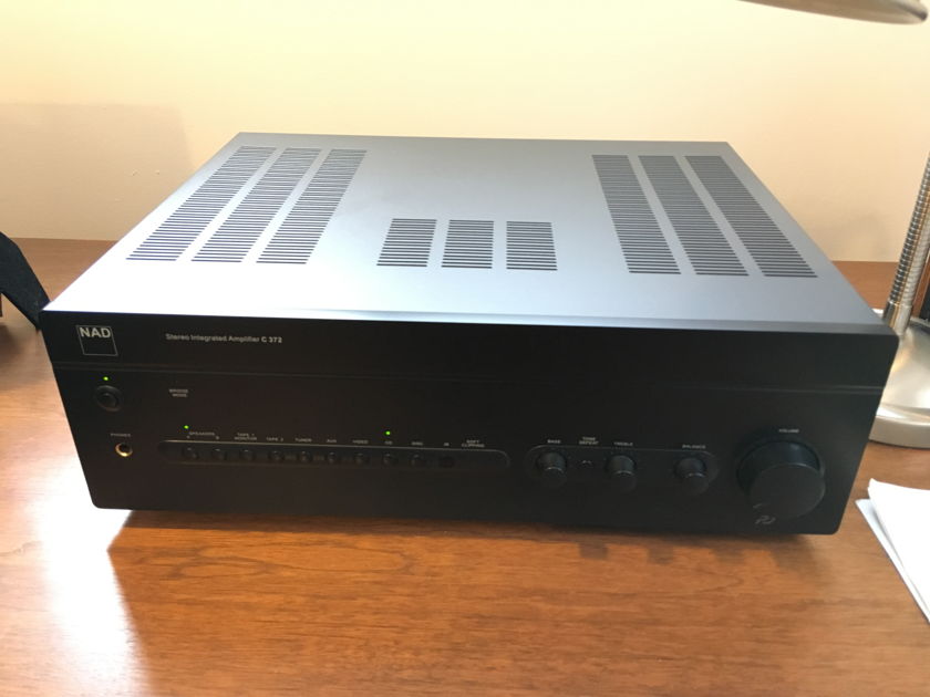 NAD C 372 Excellent Condition FREE SHIPPING