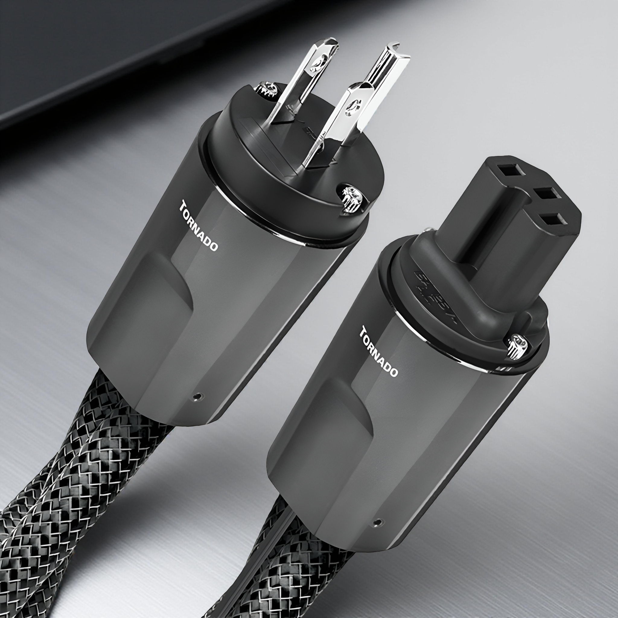 AudioQuest Tornado Source 3