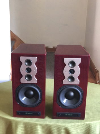 McIntosh XR50 Monitor Speakers