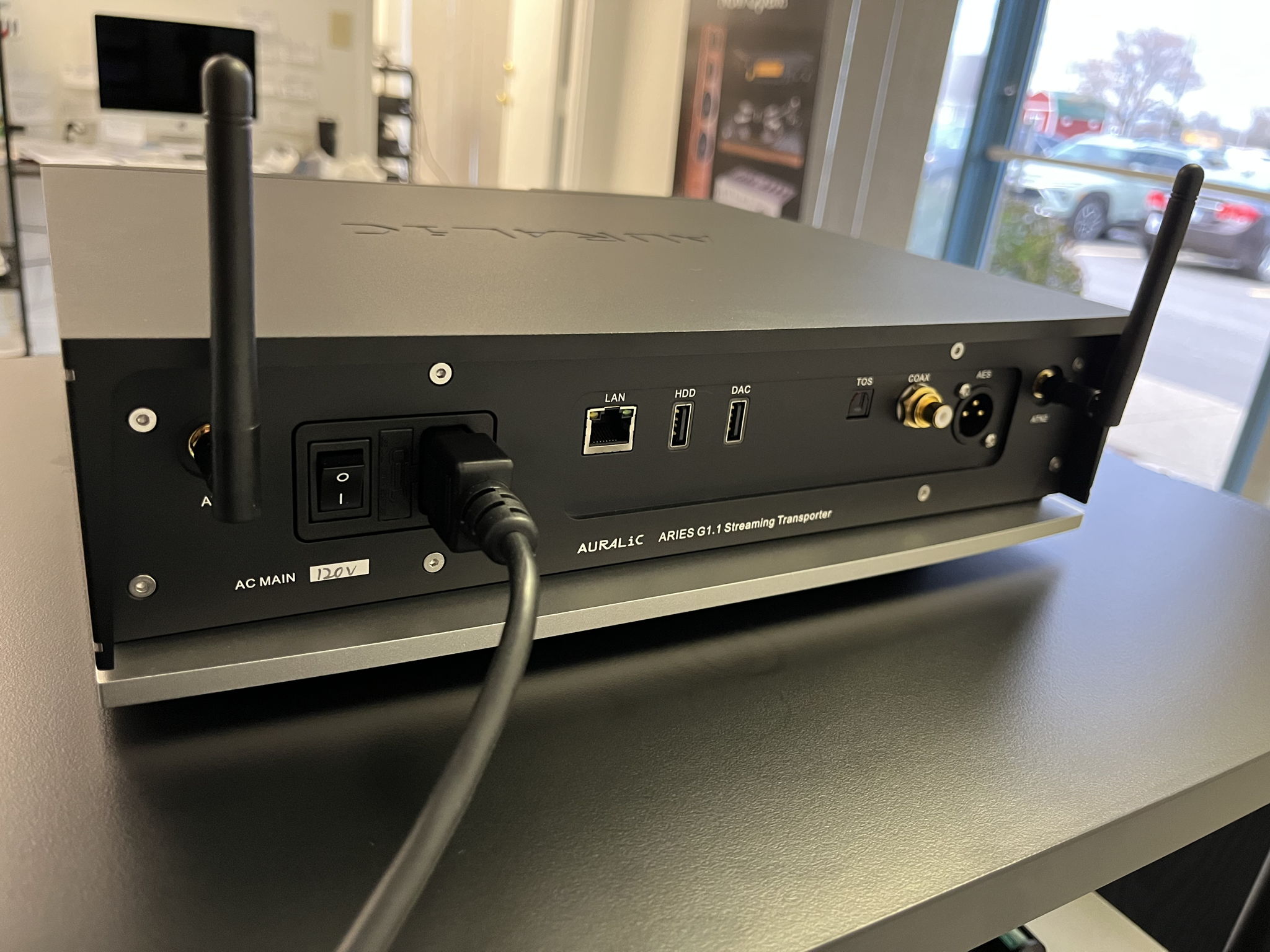 Auralic Aries G1.1 Streaming Transporter 4