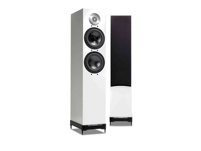 Spendor D7 White 2.5-Way Floorstanding Speakers - Meticulous Condition