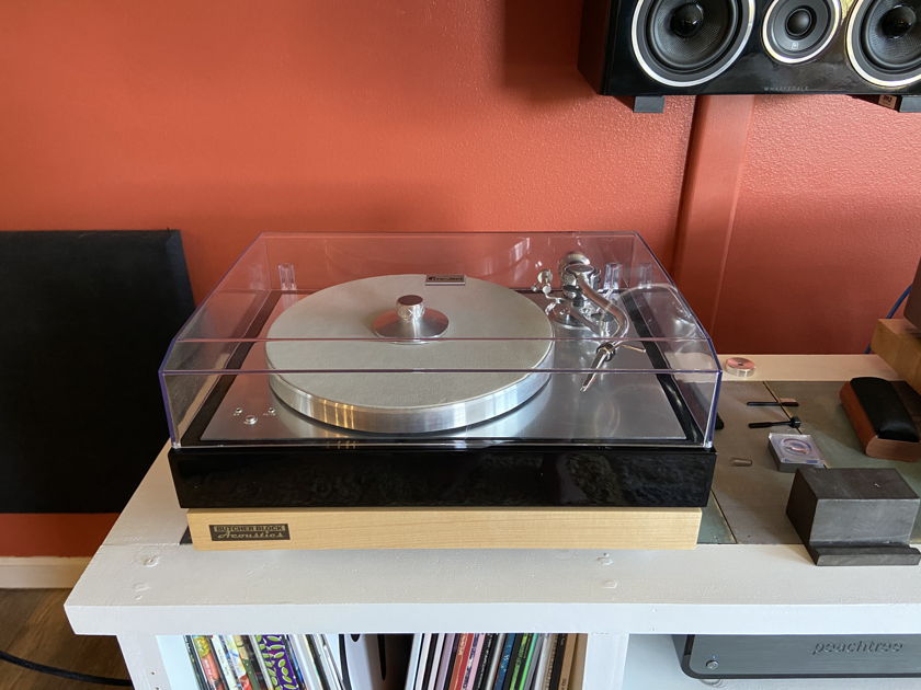 Ortofon (Pro-Ject) Century Turntable with Concorde Cartridge (Limited Edition!) PRICE REDUCED