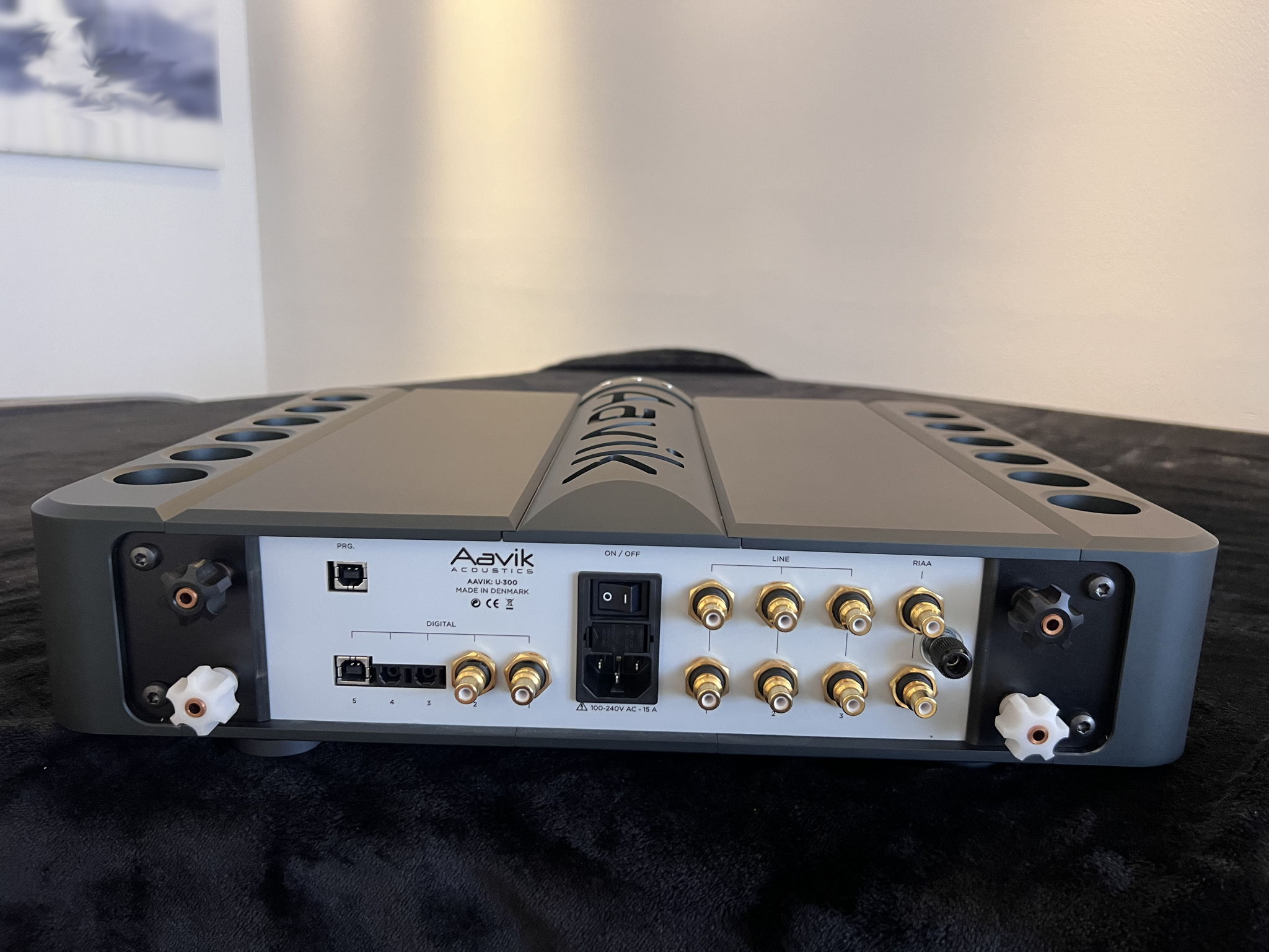 AAVIK Acoustics U-300 Integrated Amplifier.  OUTSTANDIN... 4