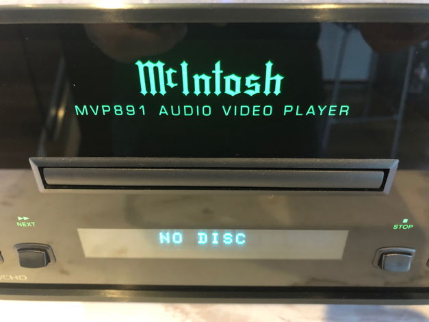 McIntosh MVP-891 Blu-ray / DVD / CD Player