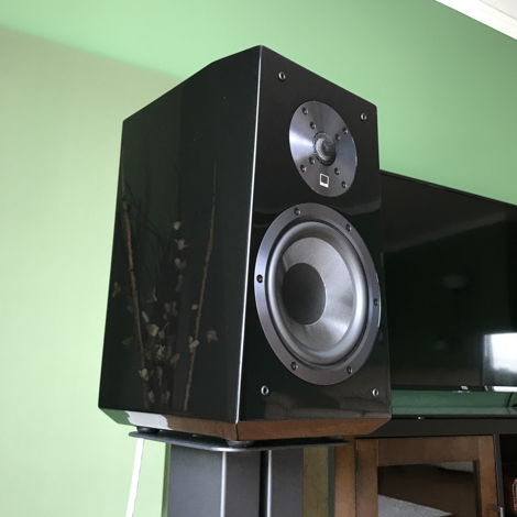 SVS Ultra bookshelf speakers