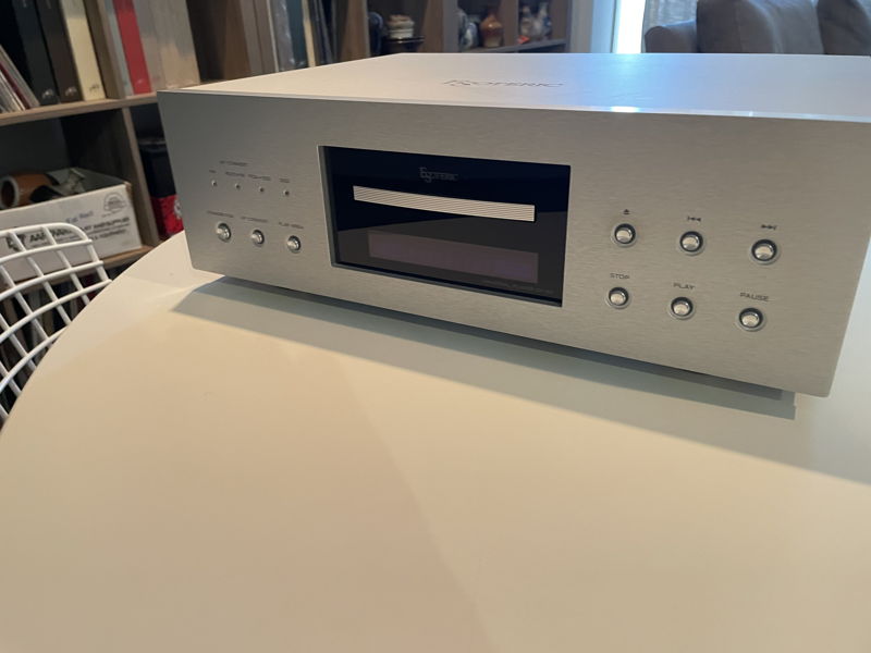 Esoteric DV-60, Divorce Sale For Sale | Audiogon