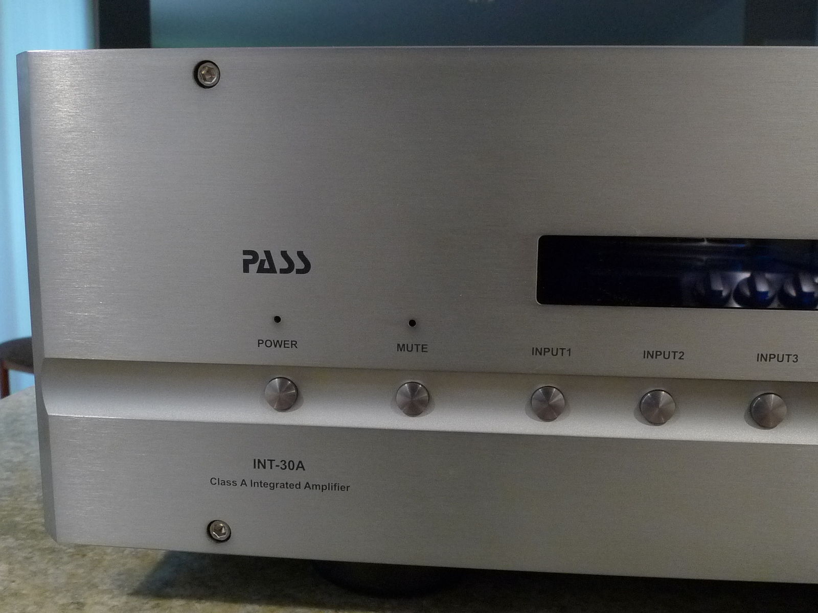 Pass Labs INT-30A 2