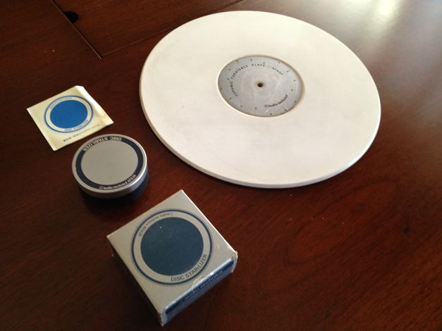 Audio Technica Ceramic TT Plate AT600 + disc stabilizer...