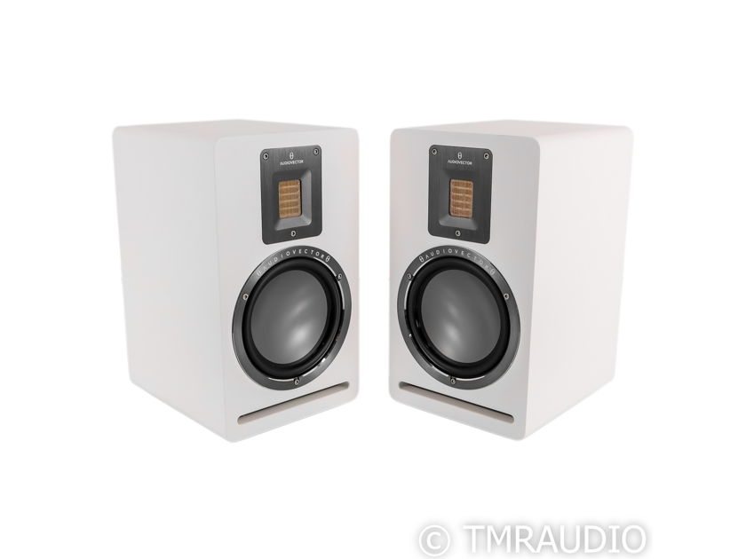 AudioVector QR-1 Bookshelf Speakers; White Pair (57664)