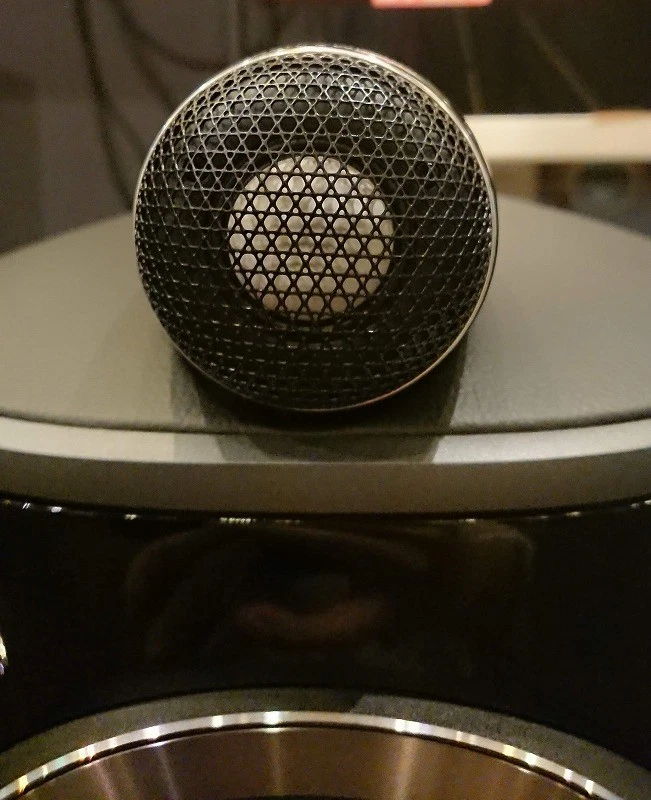 Bowers & Wilkins B&W 805 D4 Bookshelf Speakers (Pair) B... 3