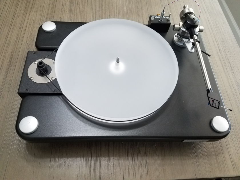 Used VPI Industries Scout Turntable with Dust Cover