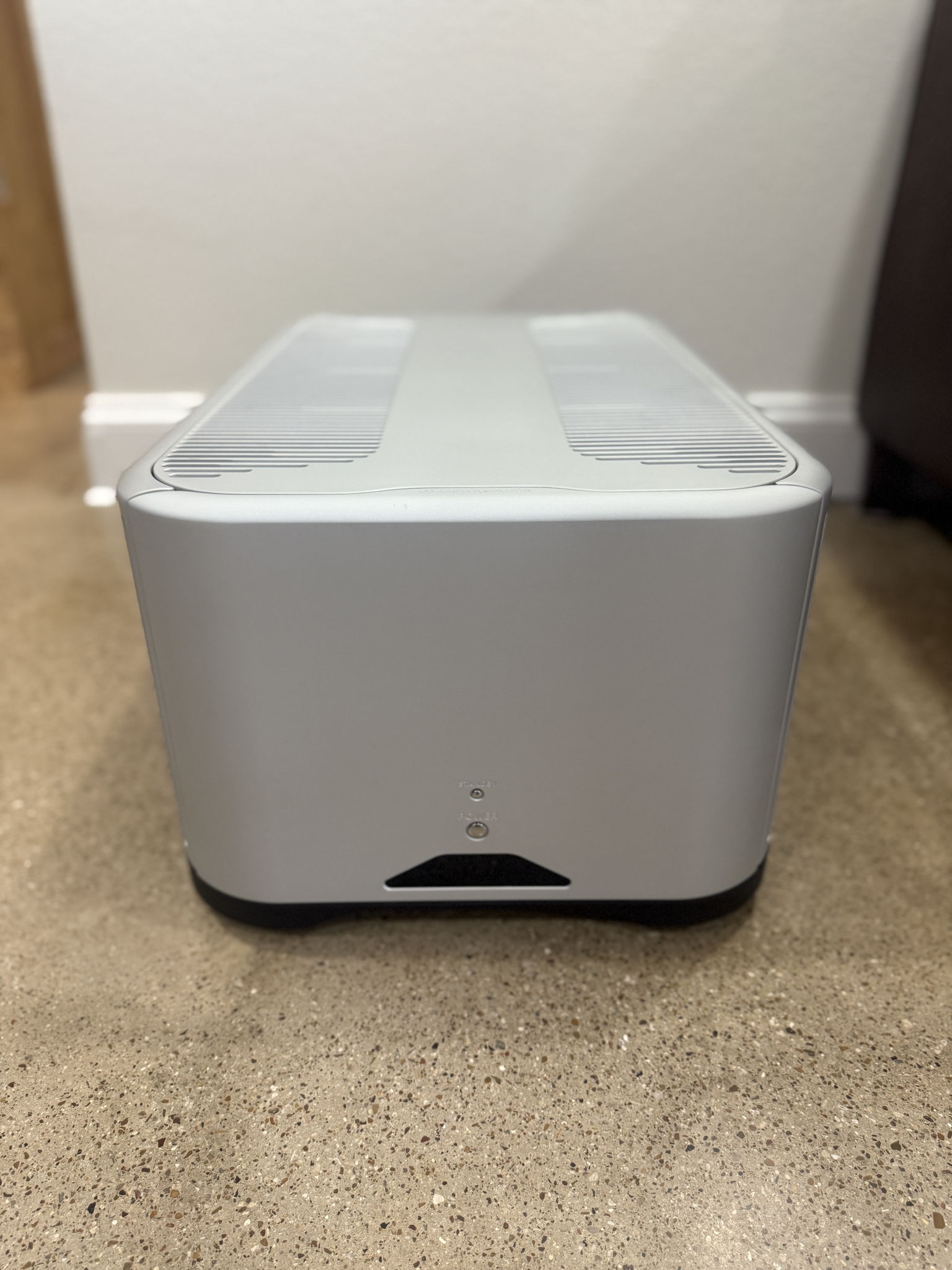 MSB Technology S500 Stereo Amplifier -- EXCELLENT CONDI...