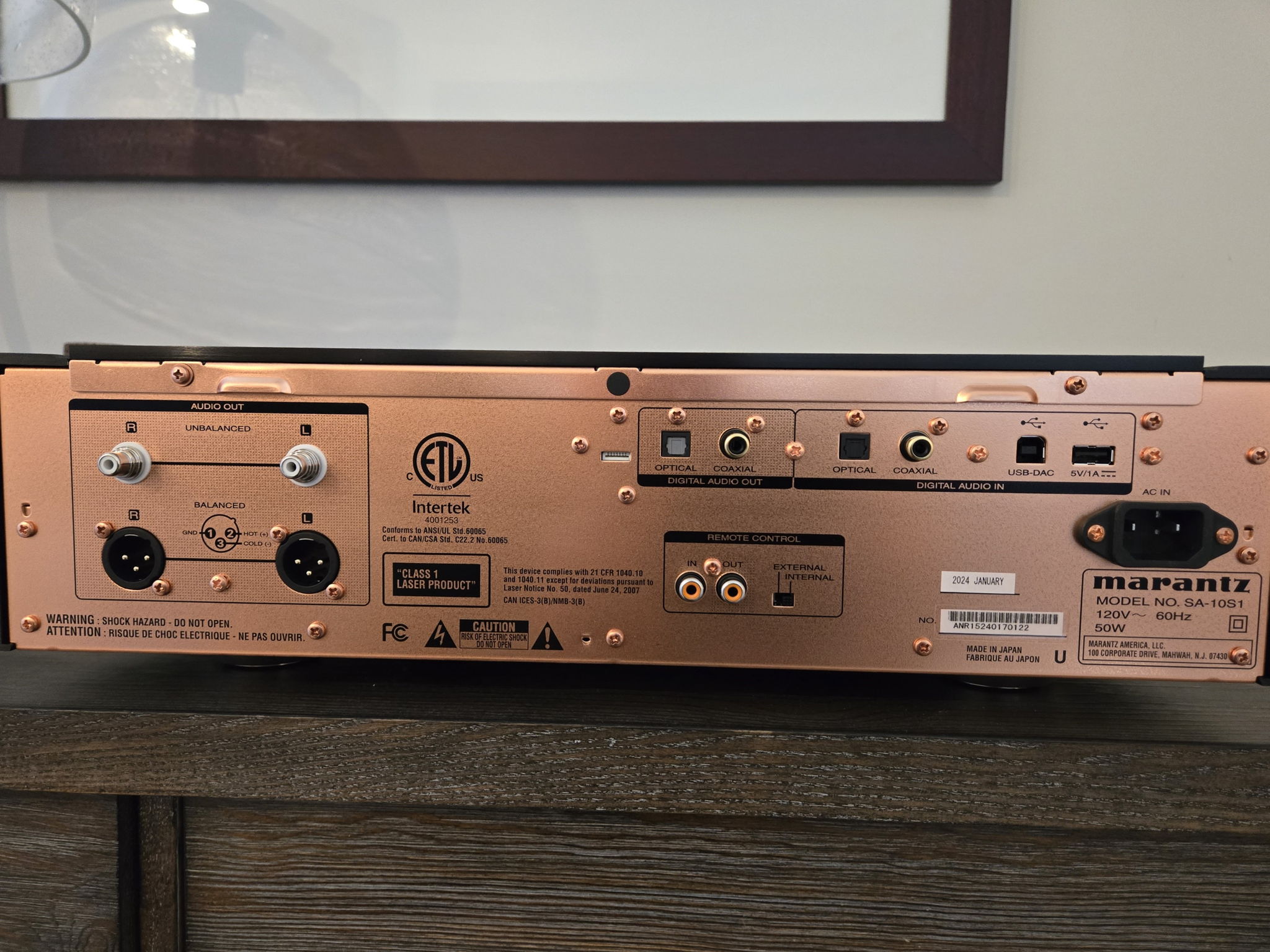 Marantz Reference SA-10 Super Audio CD Player 2