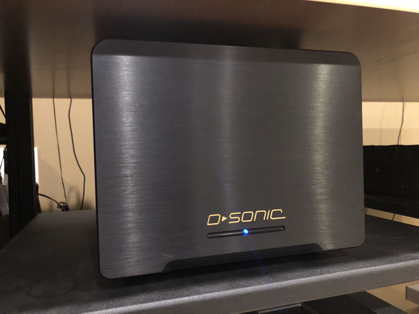 D-Sonic M3a-1200-3 Three Channel Amp