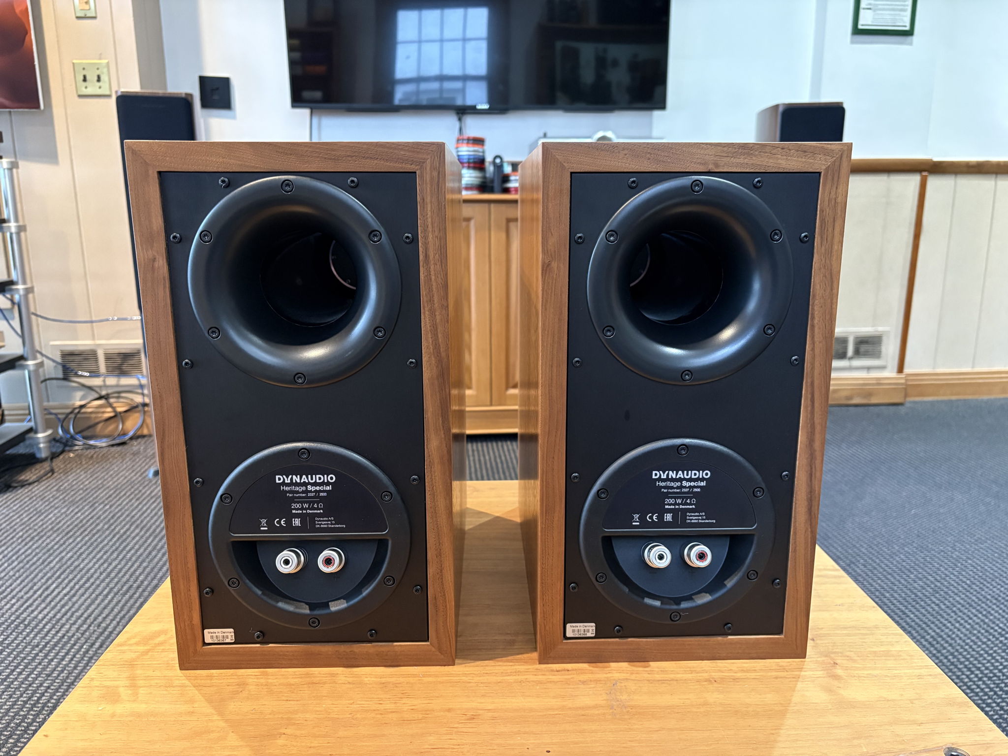 Dynaudio Heritage Special Bookshelf Speakers in America... 2