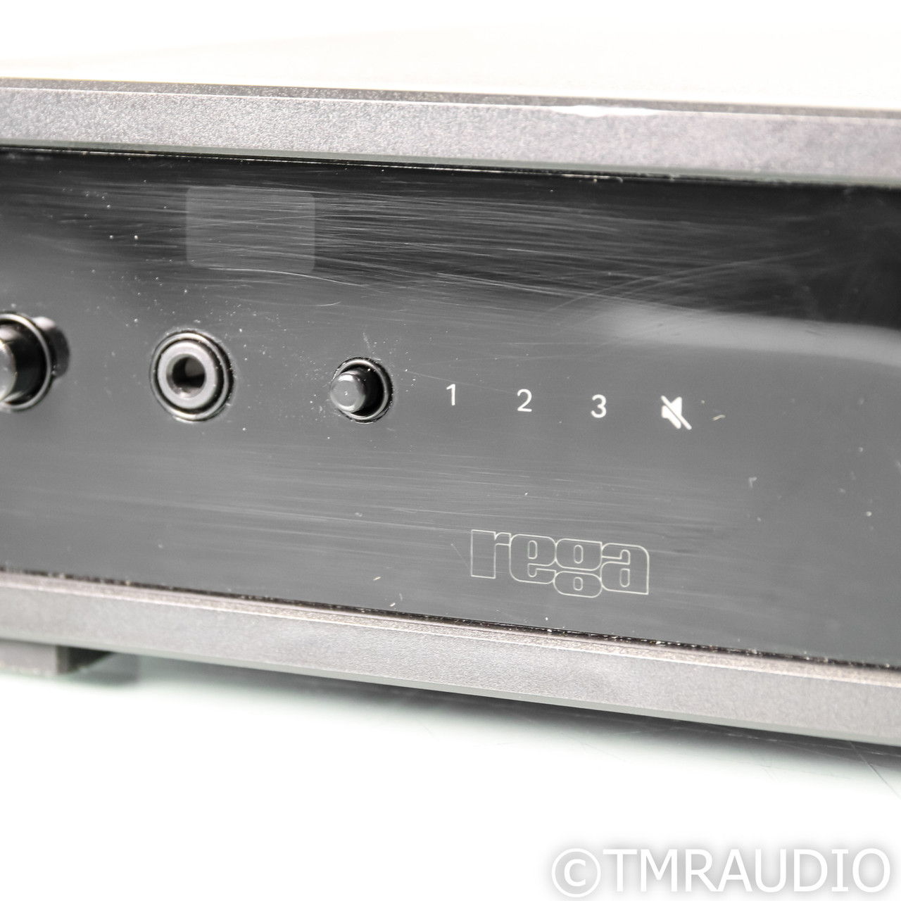 Rega Io Stereo Integrated Amplifier; MM Phono (No Remot... 6