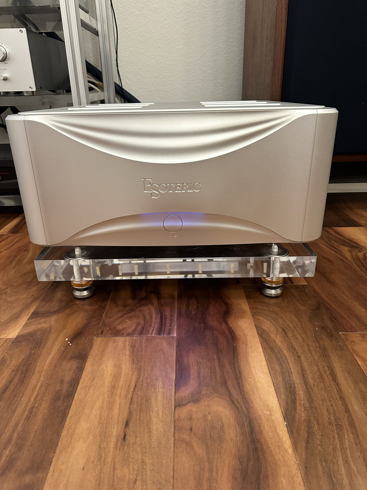 Esoteric Grandioso M1 Monoblocks Audio Power Amplifier 2