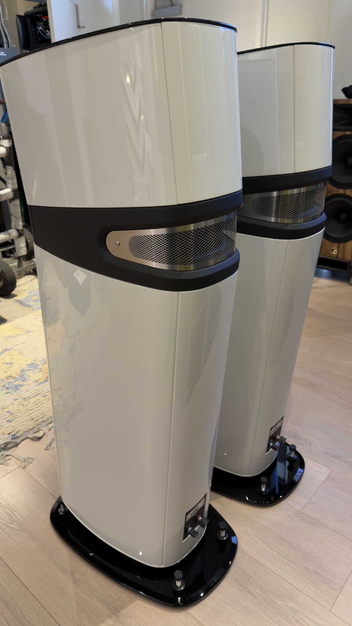 Focal Sopra N3 Full Range Speakers in Gloss White with ... 9