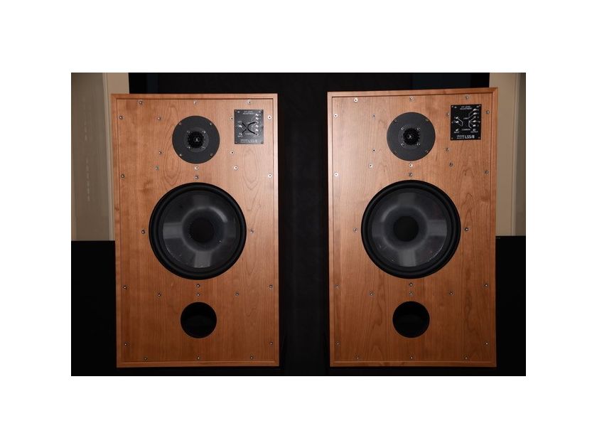 Graham audio  LS5/8 cherry speakers Mint customer trade-in