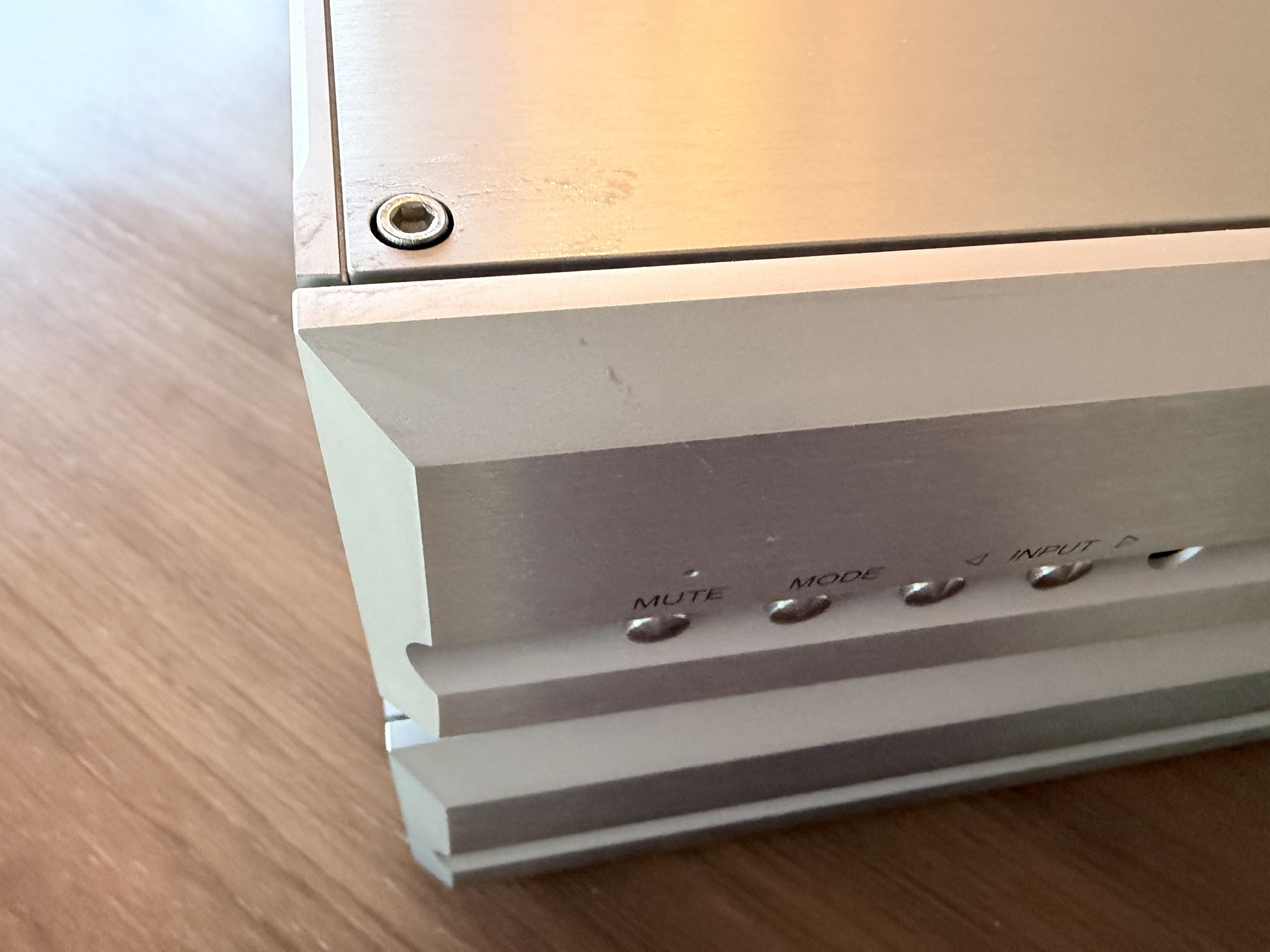 Pass Labs XP-20 Stereo Preamplifier 2