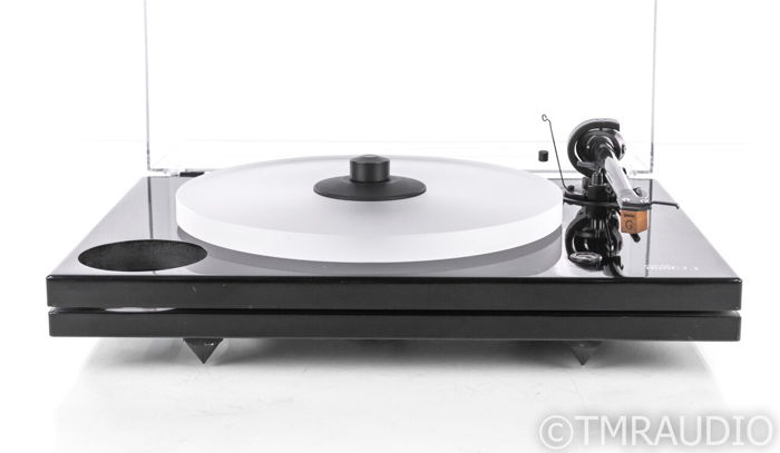 Music Hall mmf-7.1 Turntable; Pro-Ject Speed Box S; Gra...