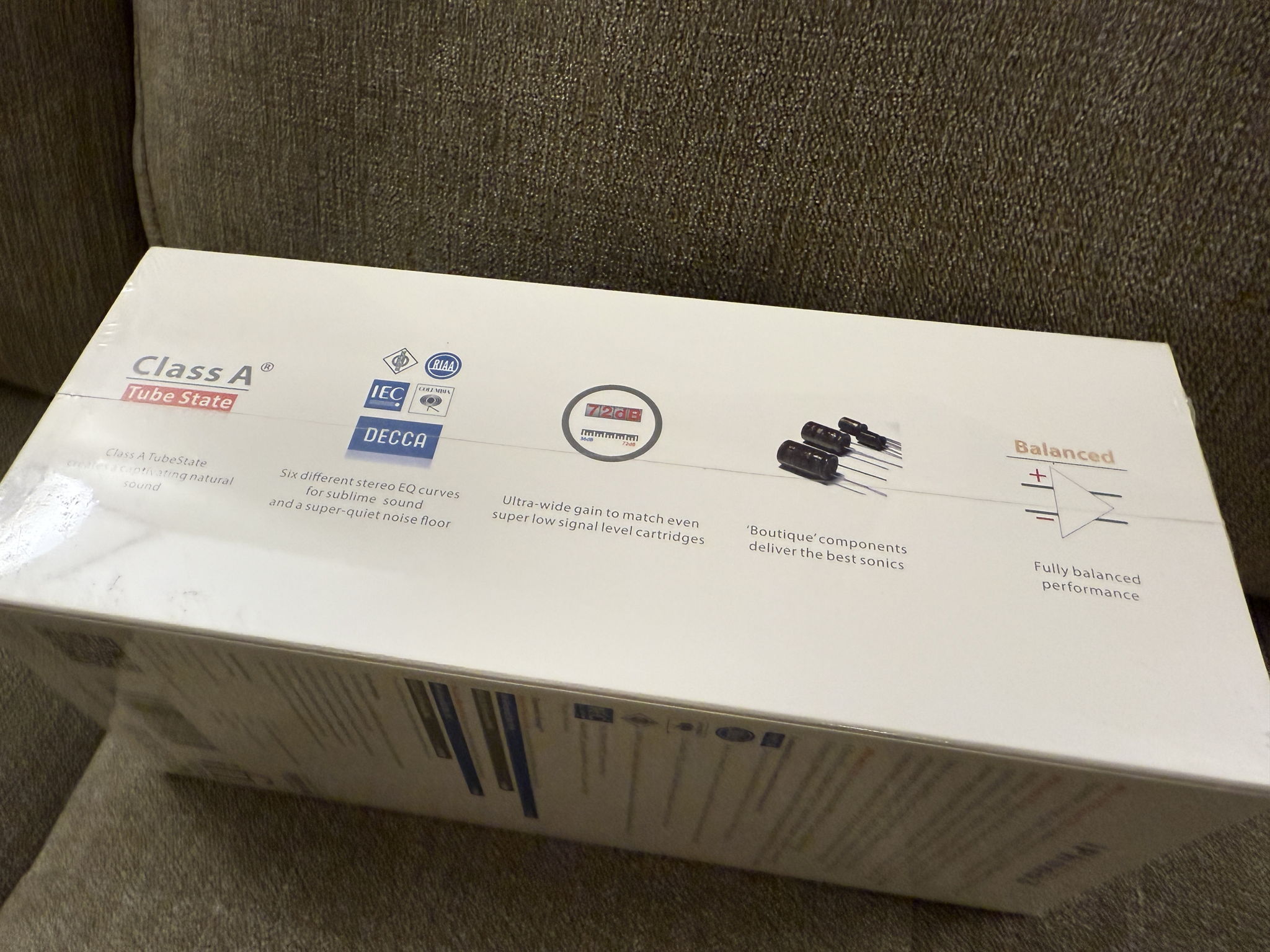 iFi Audio iPhono3 Black Label MM/MC Phono Preamp - NEW 3