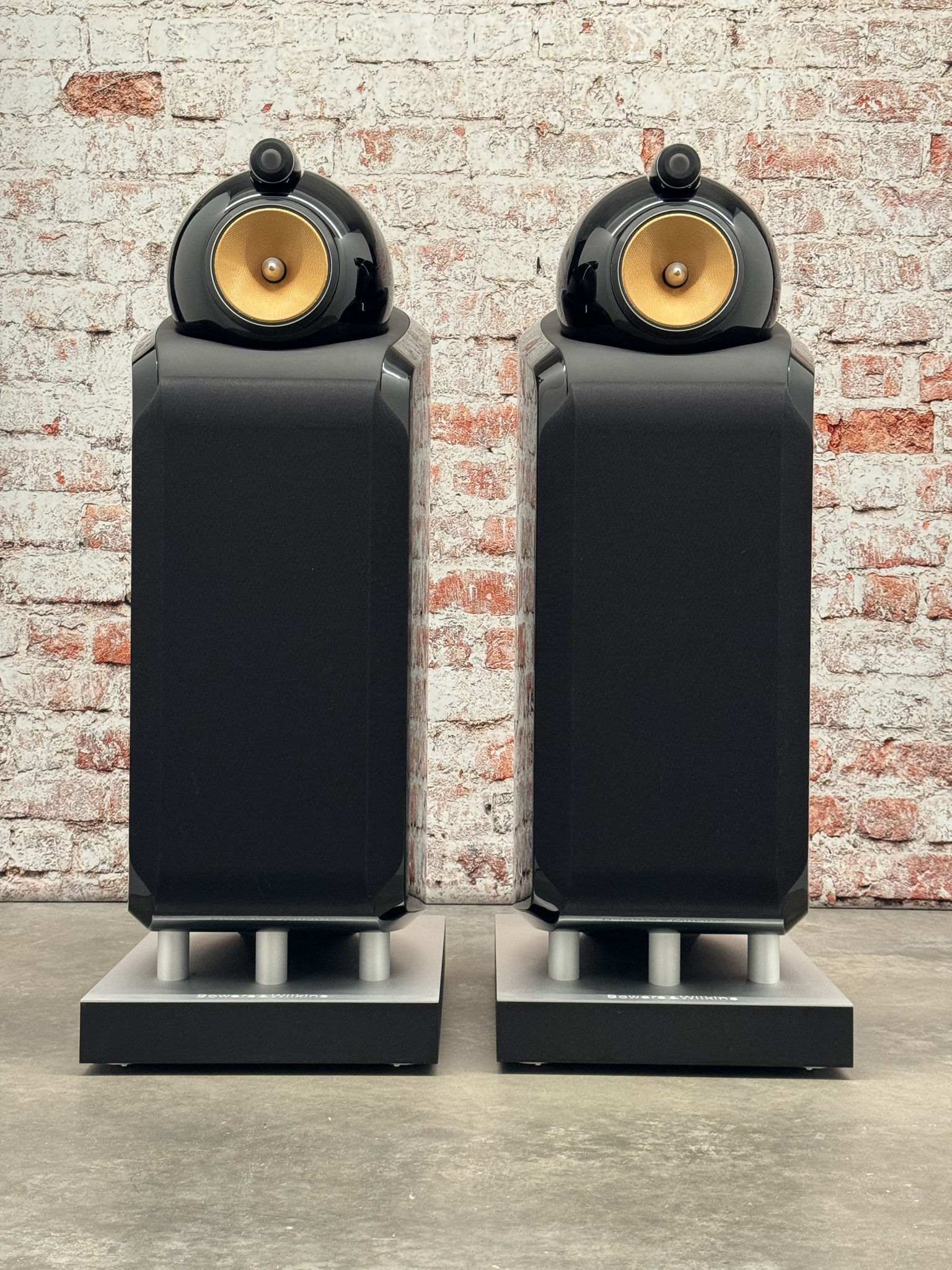 Bowers & Wilkins (B&W) 800 Diamond (D2) full range loud... 2