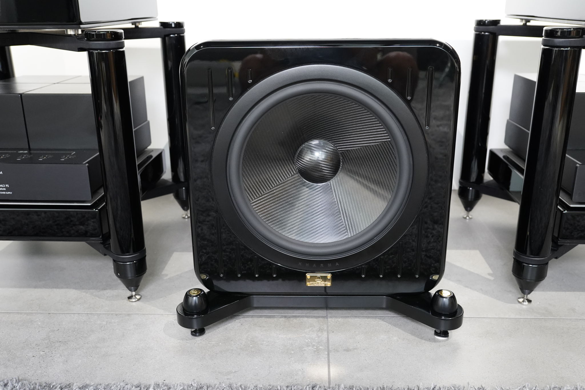 Kharma Exquisite Midi Subwoofer