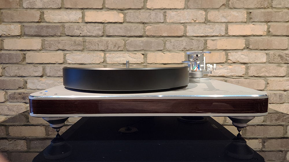 Clearaudio Ovation w/ 9" Premium Universal Tonearm and ... 2