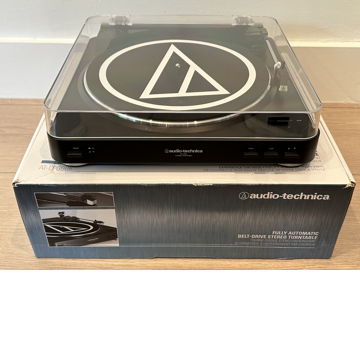 Audio-Technica AT-LP60BK Audio Technica Turntable Recor...
