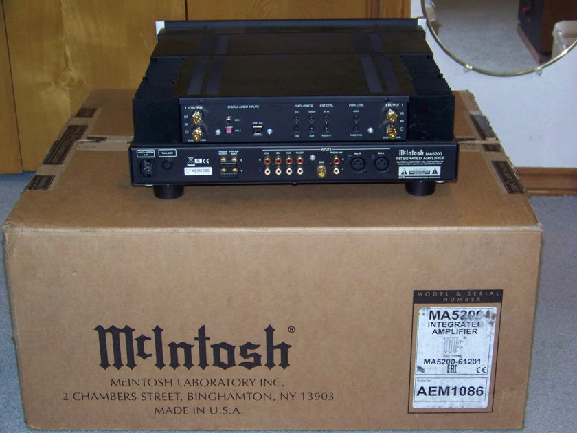 McIntosh MA5200 Integrated - Excellent Condition - Complete