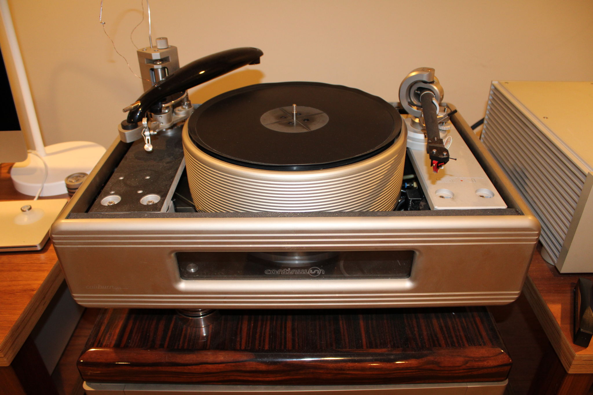 CONTINUUM AUDIO LABS CALIBURN TURNTABLE WITH COBRA TONE... 2