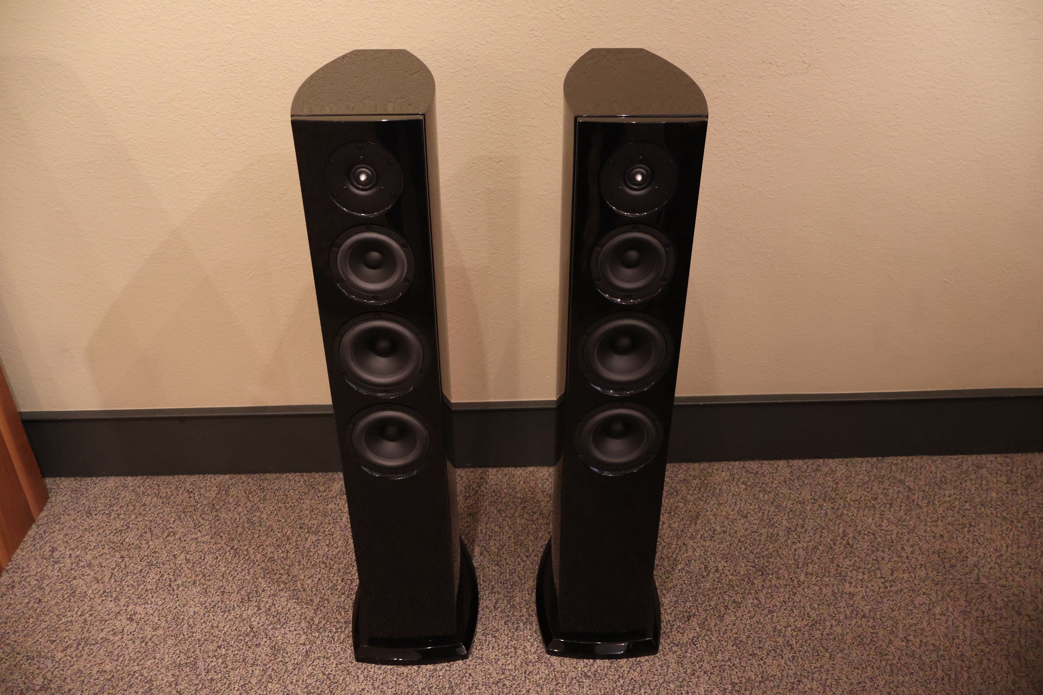 Aerial Acoustics Model 6T Floorstanding Speakers 3