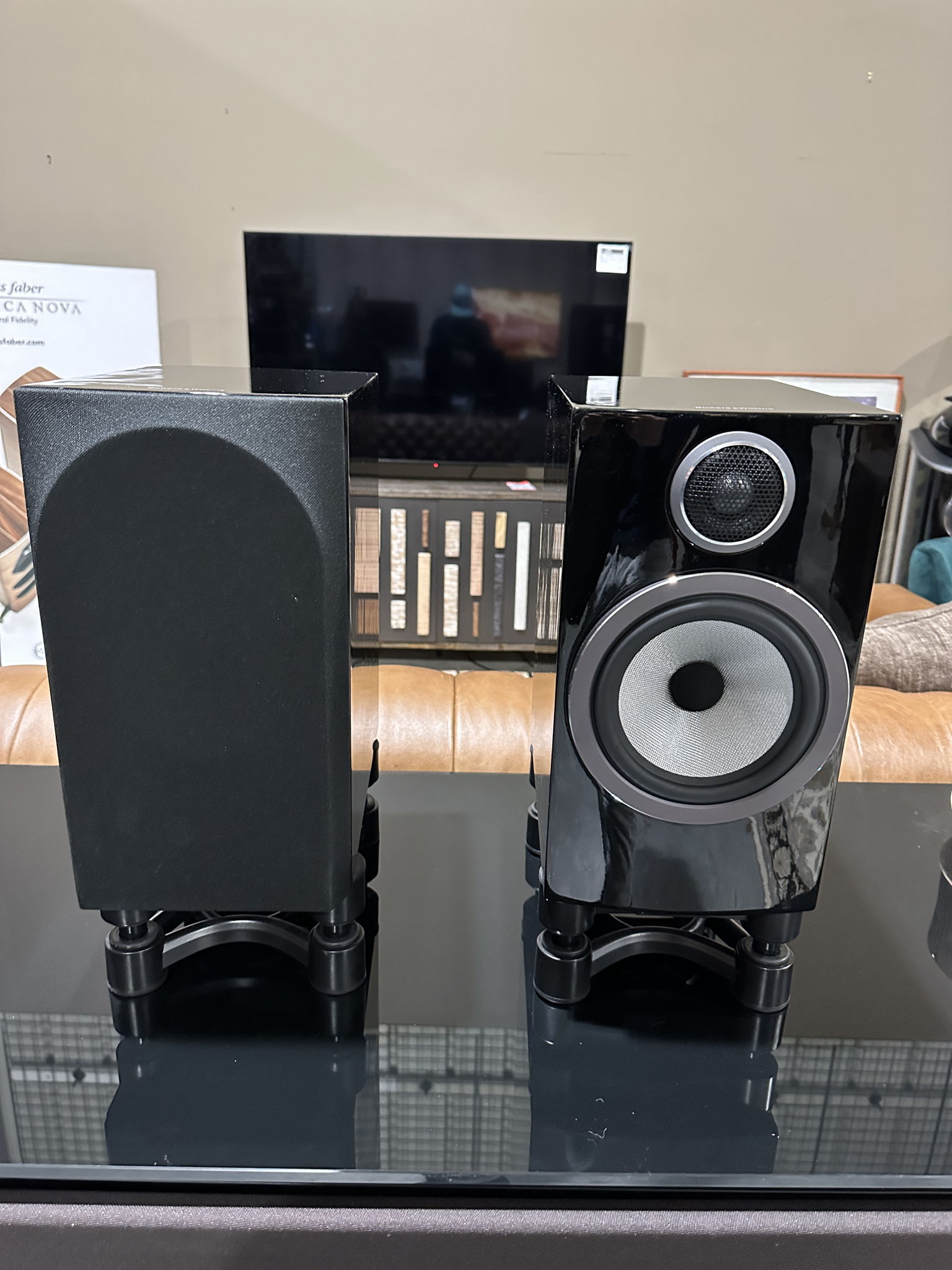 B&W (Bowers & Wilkins) 706 S3 - New Price- 2