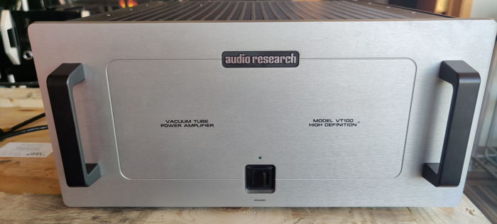 Audio Research VT-100
