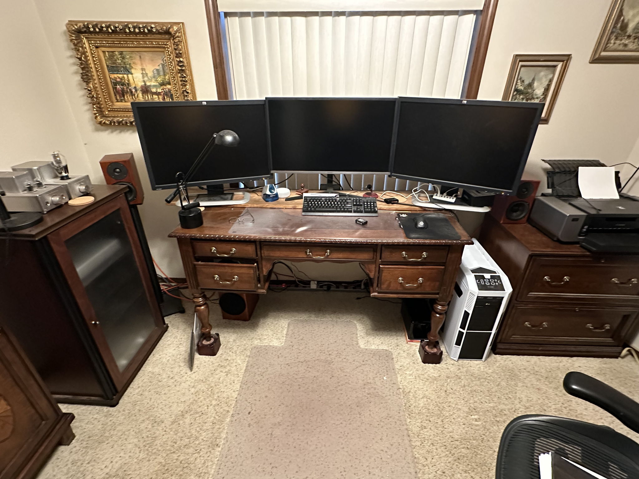 George’s office system