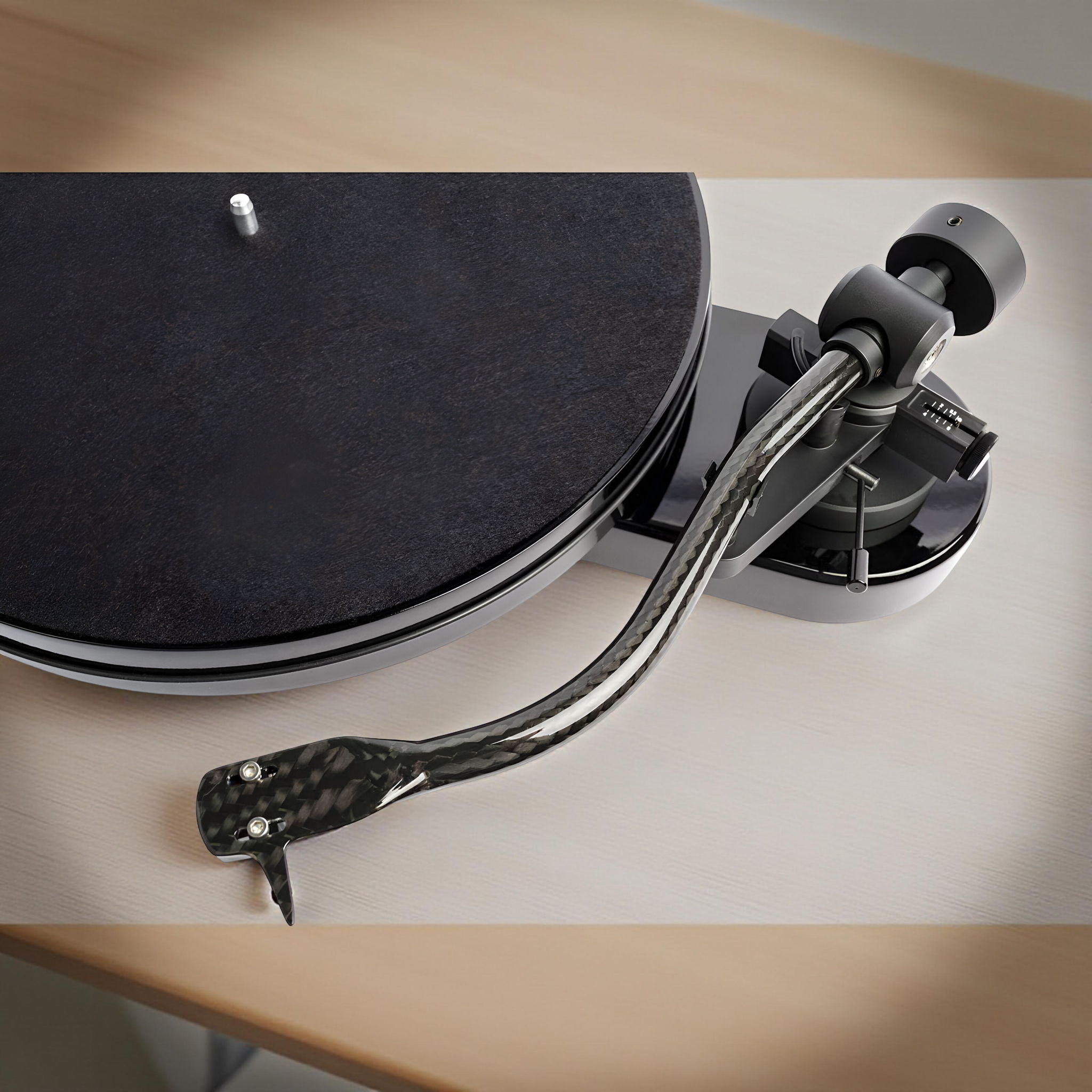 Pro-Ject RPM-1 "Carbon" Turntable - Gloss Black, Sumiko... 5